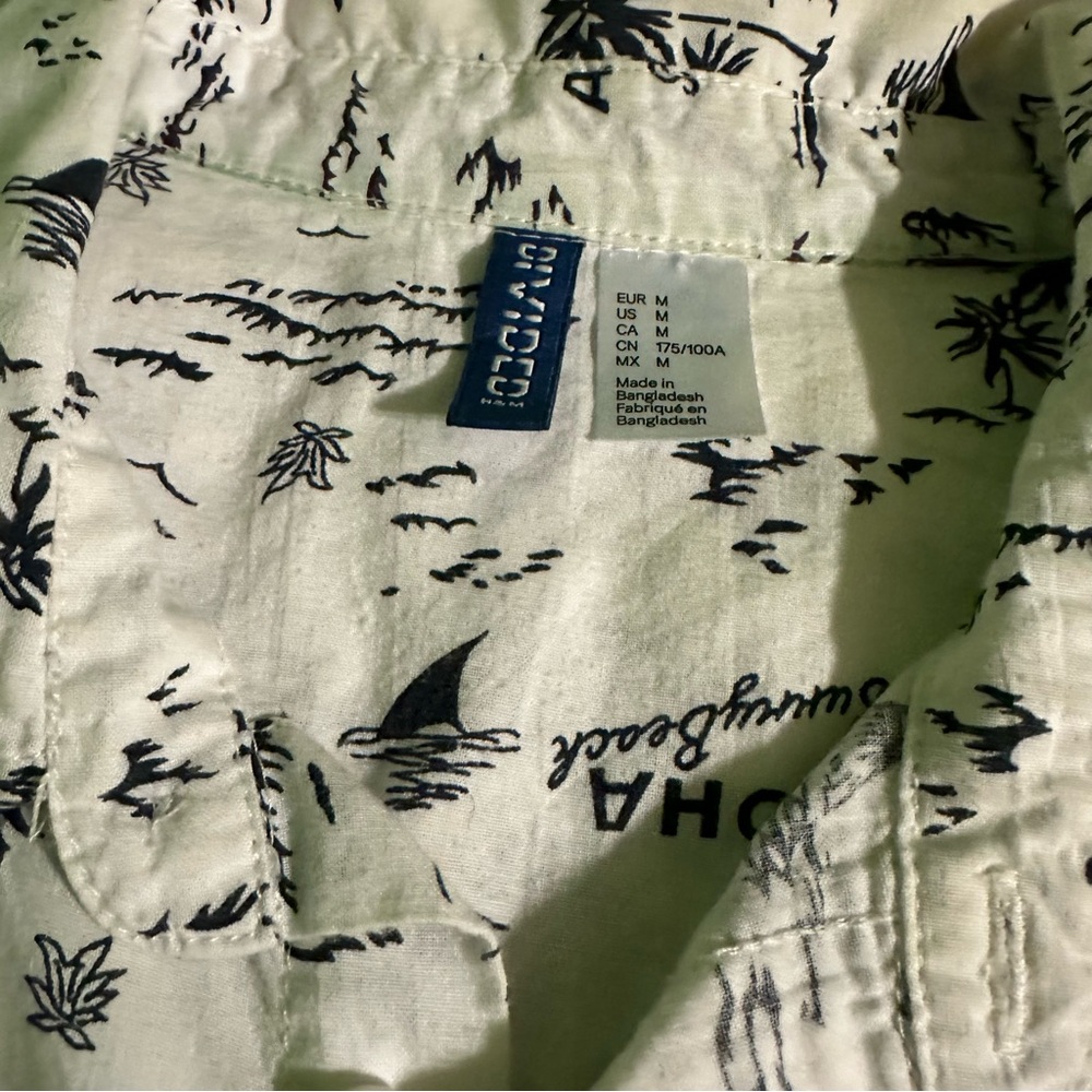 H&M Button Shirt - Picture 2 of 3